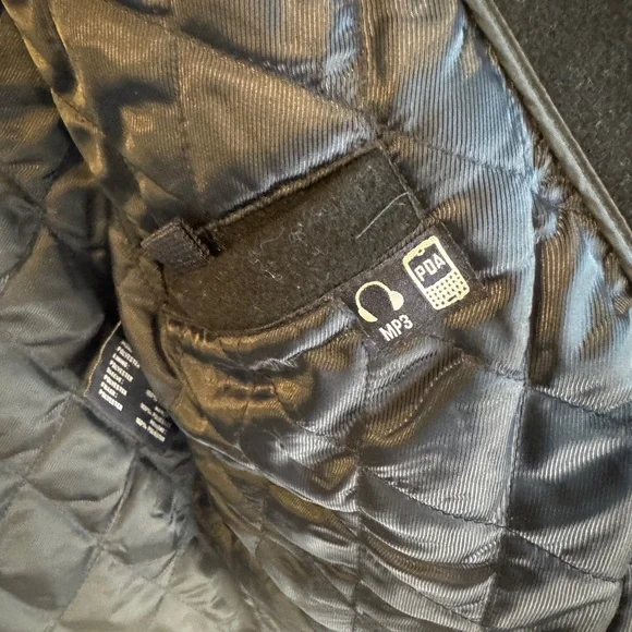 Dockers Men's Classic Black Zip-Up Jacket - Picture 5 of 8